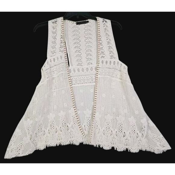 BKE Boutique~Woman Size L~White Crochet Lace Antique Open Front Vest Fringe Boho - Picture 13 of 14